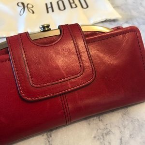HOBO Nova Leather Wallet